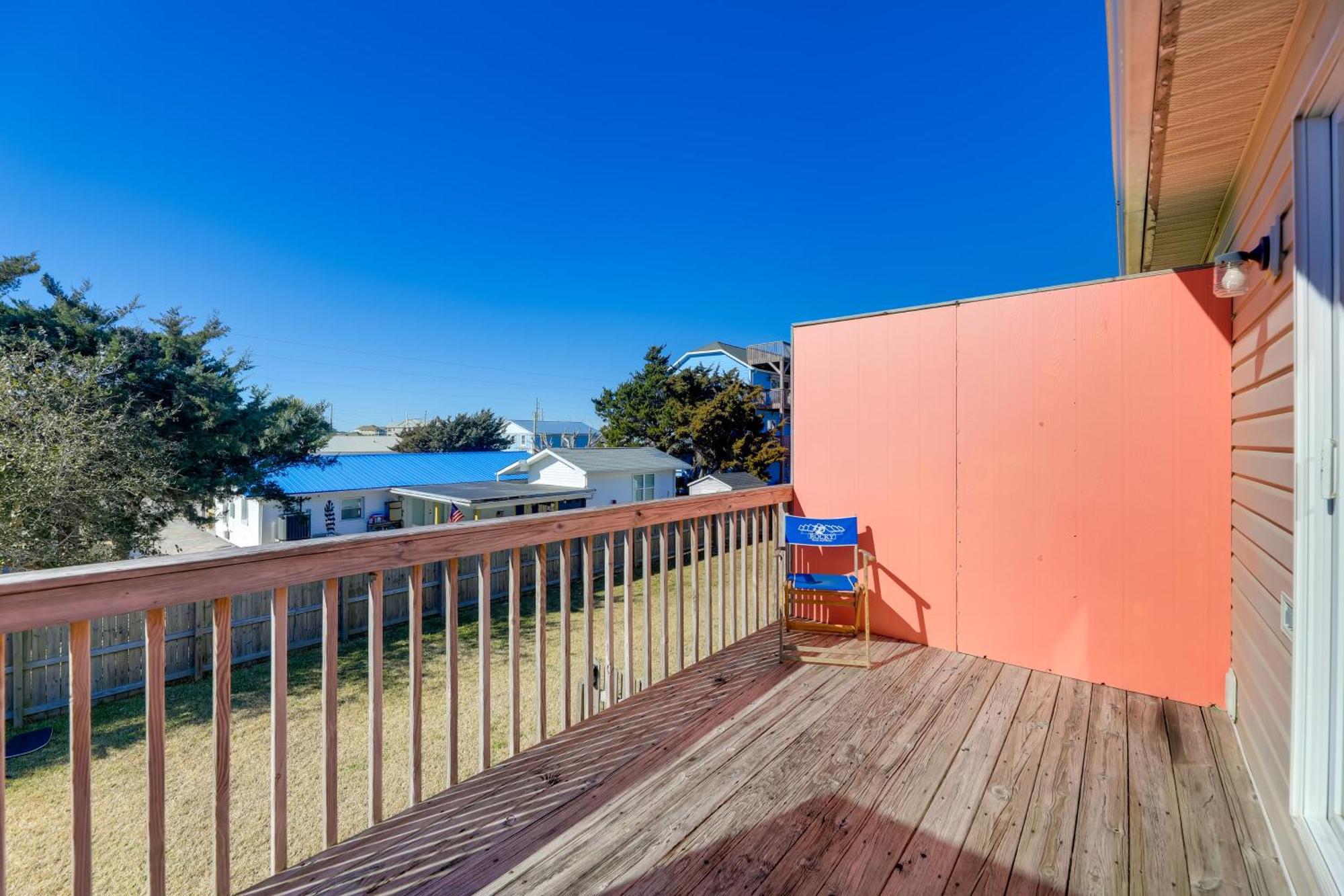 Walk To Atlantic Beach Townhome With Patio! Exterior photo